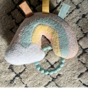 🖤3/$15 Plush rainbow baby toy and teething ring